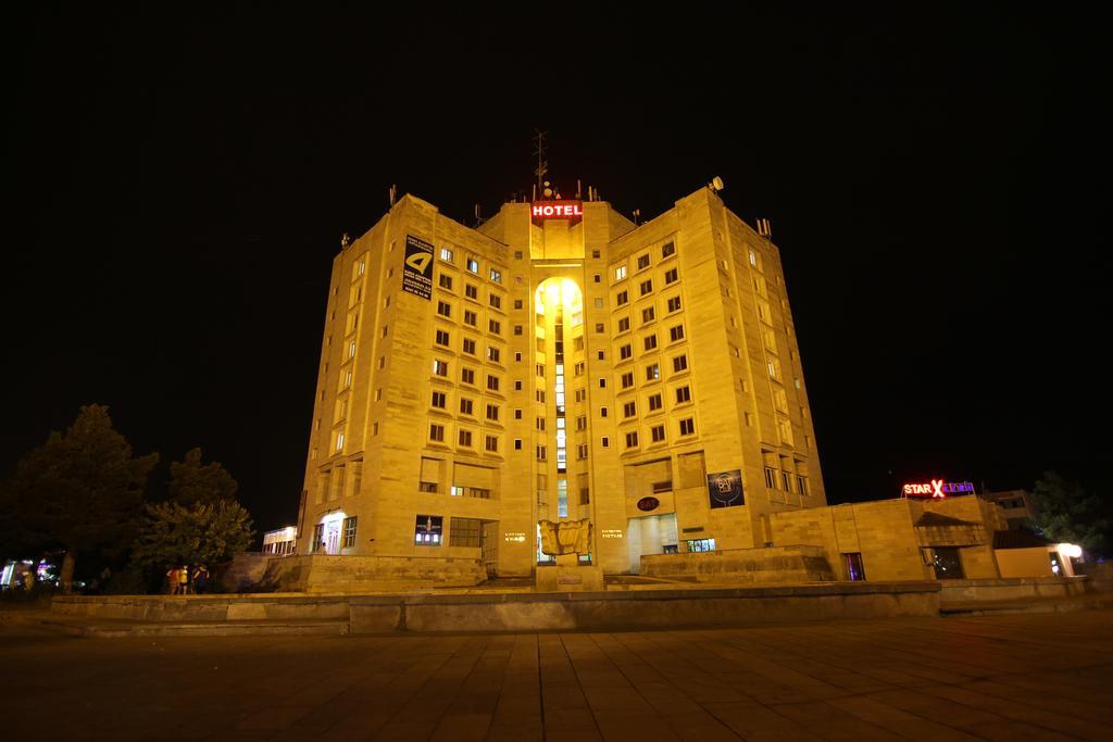 Hotel Rustavi Rustawi Zewnętrze zdjęcie